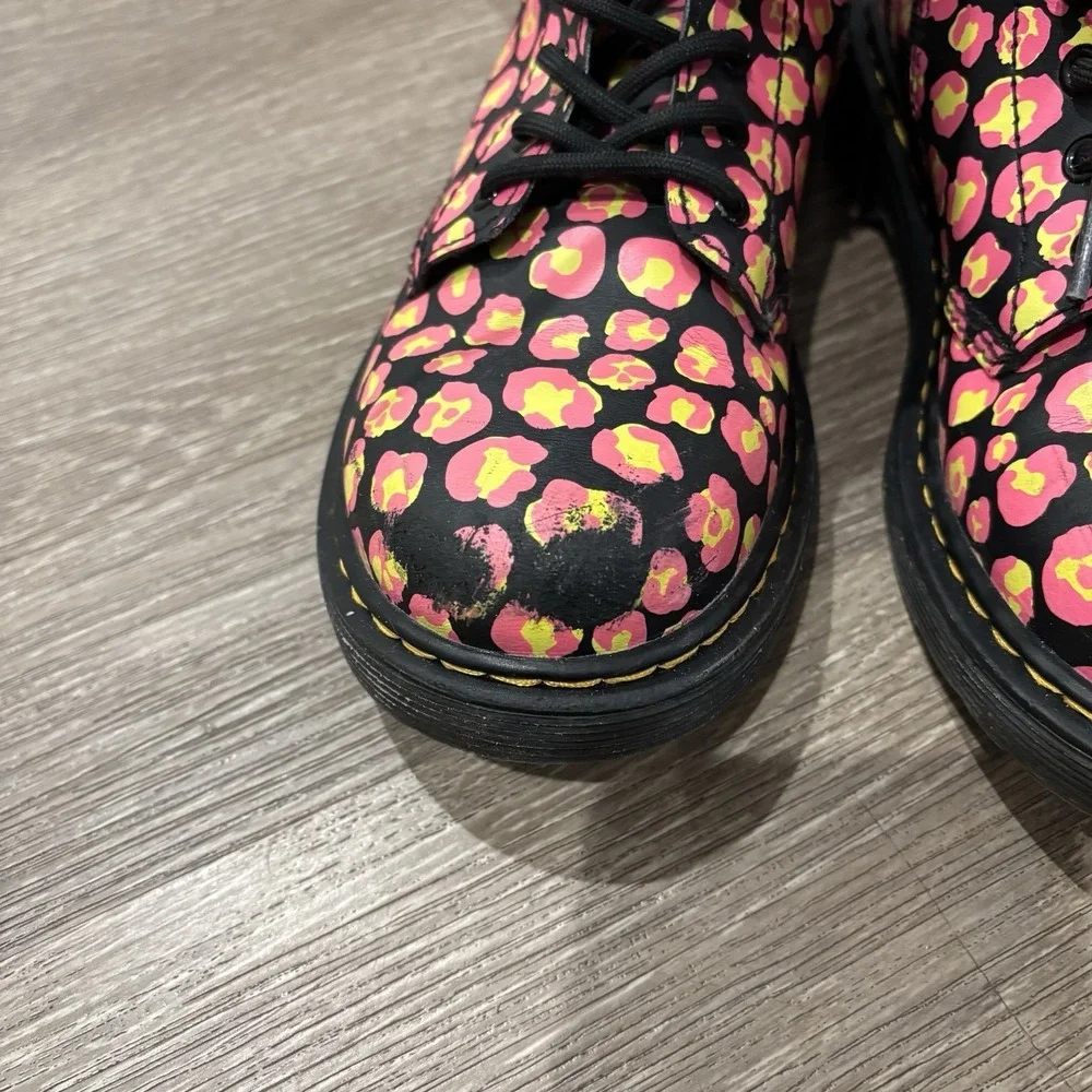 Dr Doc Martens 1460J Pink Loud Leopard Leather Lace Up Boots Size 3 - Some Wear‎